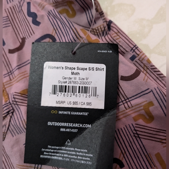 Woman's outdoor research button down - Picture 3 of 3